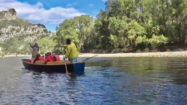 Hebergements Des Posas Sampzon Екстер'єр фото